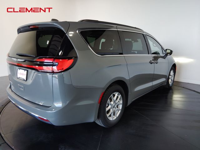 2022 Chrysler Pacifica Touring-L