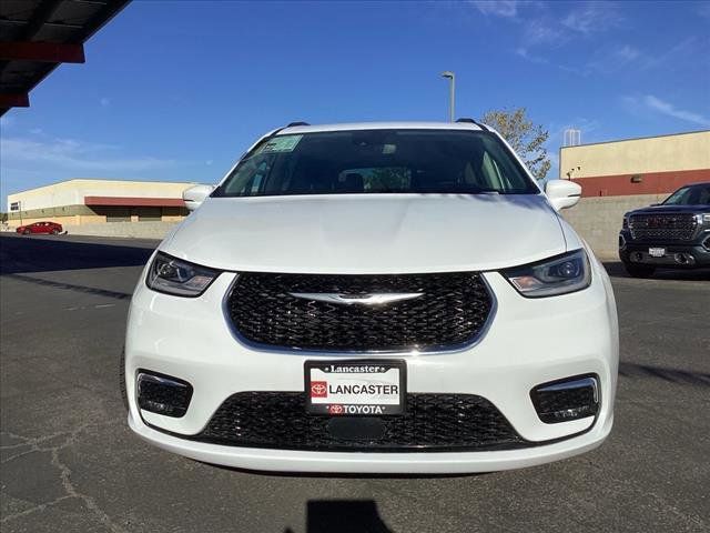 2022 Chrysler Pacifica Touring-L