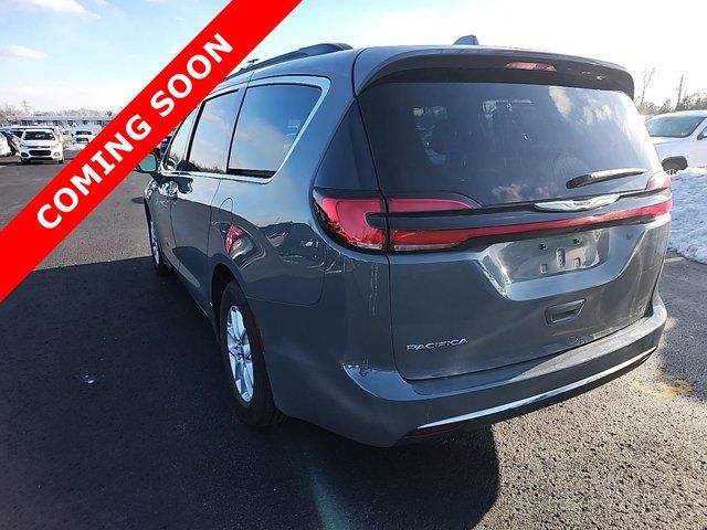 2022 Chrysler Pacifica Touring-L