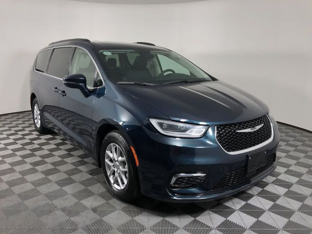 2022 Chrysler Pacifica Touring-L