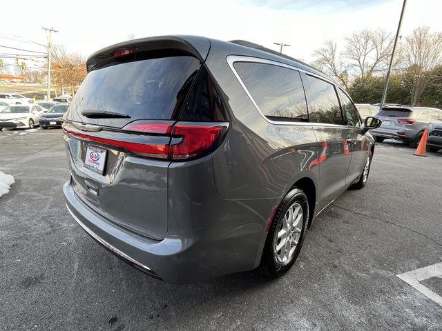 2022 Chrysler Pacifica Touring-L