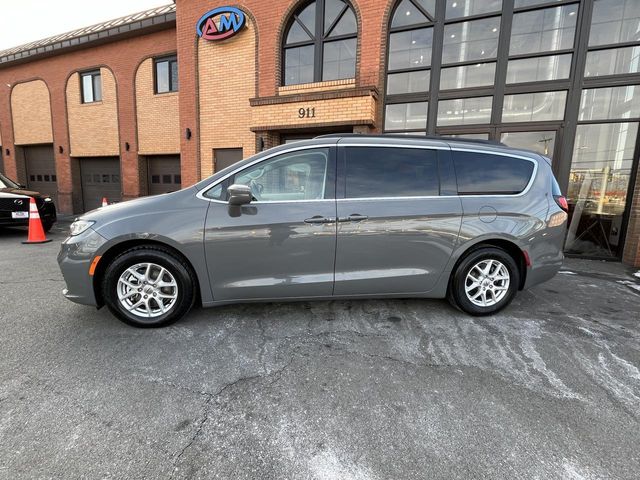 2022 Chrysler Pacifica Touring-L