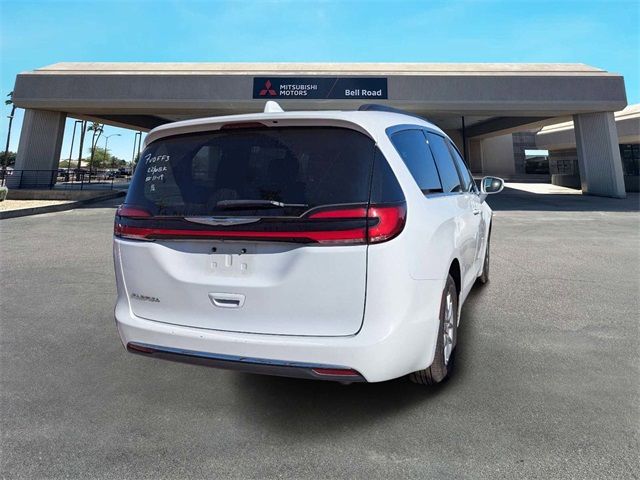 2022 Chrysler Pacifica Touring-L