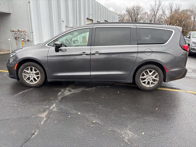 2022 Chrysler Pacifica Touring-L