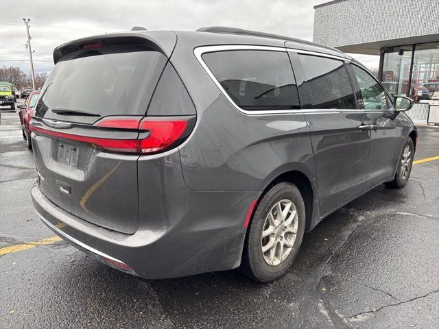 2022 Chrysler Pacifica Touring-L