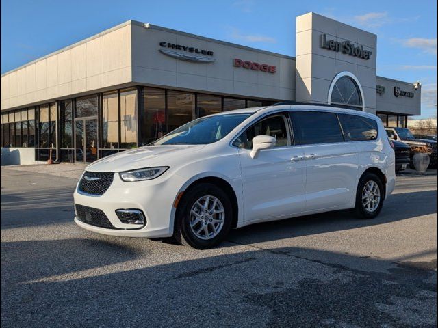 2022 Chrysler Pacifica Touring-L