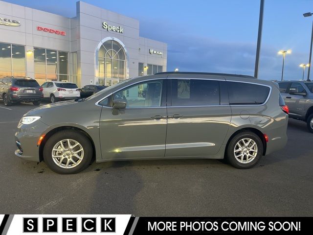 2022 Chrysler Pacifica Touring-L