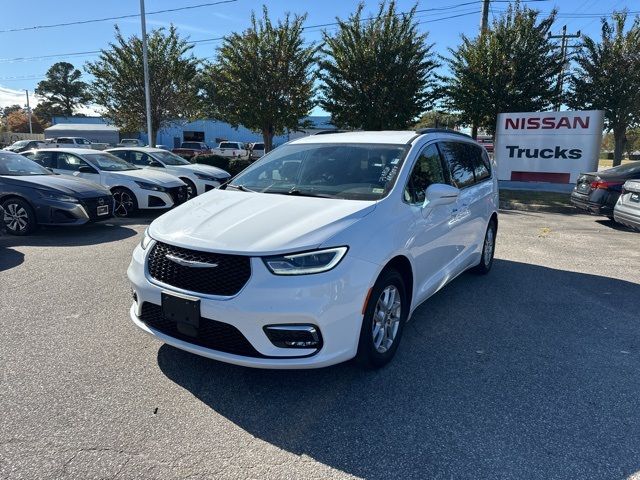 2022 Chrysler Pacifica Touring-L