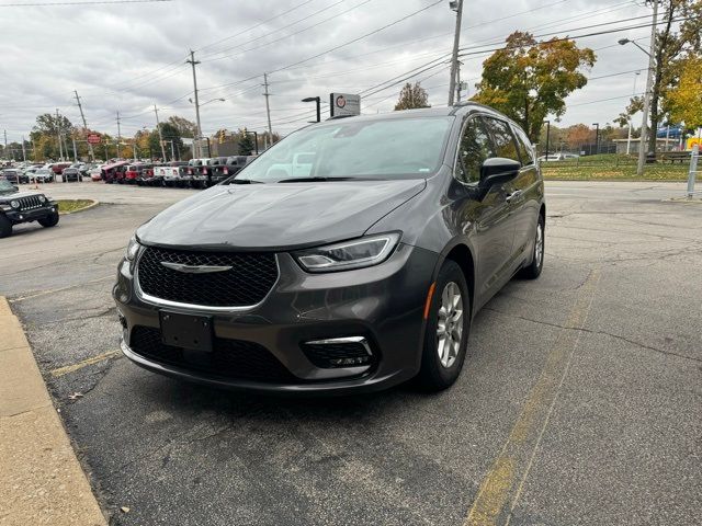 2022 Chrysler Pacifica Touring-L