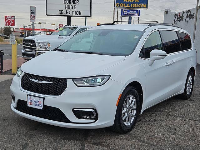 2022 Chrysler Pacifica Touring-L