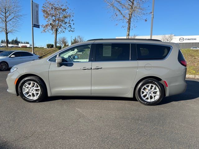 2022 Chrysler Pacifica Touring-L