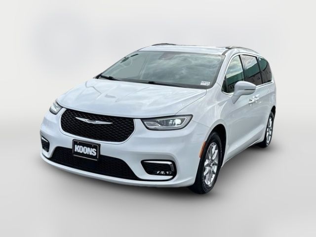 2022 Chrysler Pacifica Touring-L