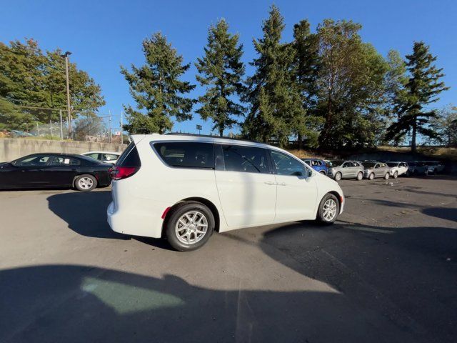 2022 Chrysler Pacifica Touring-L