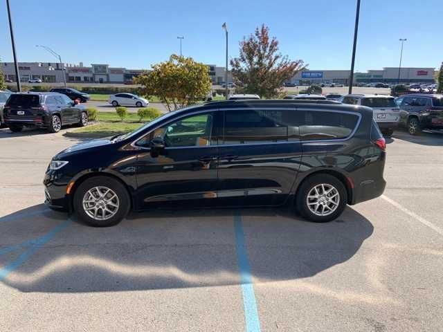 2022 Chrysler Pacifica Touring-L