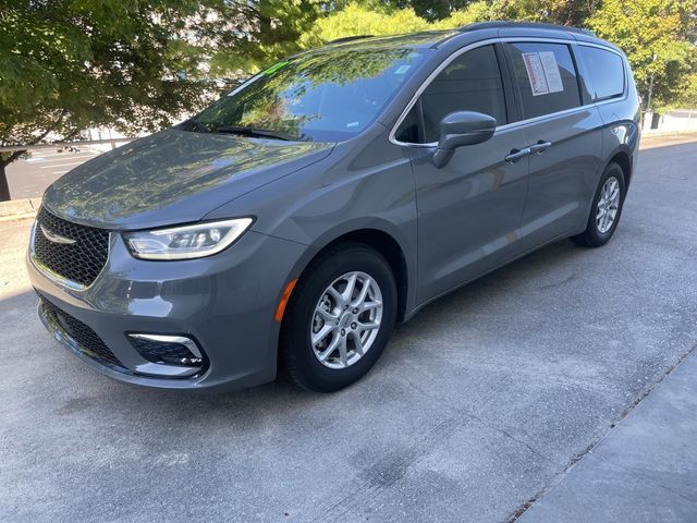 2022 Chrysler Pacifica Touring-L