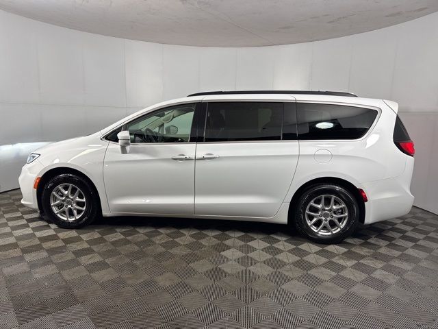 2022 Chrysler Pacifica Touring-L