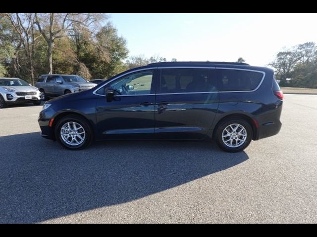 2022 Chrysler Pacifica Touring-L