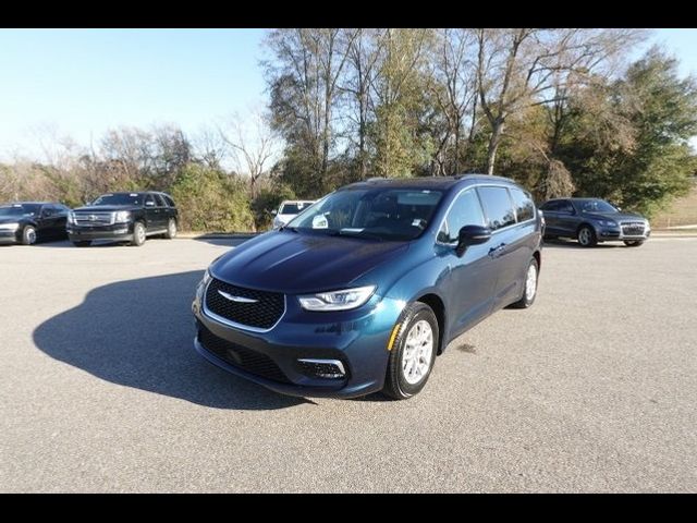 2022 Chrysler Pacifica Touring-L