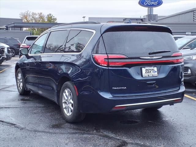 2022 Chrysler Pacifica Touring-L