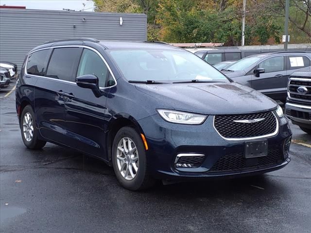 2022 Chrysler Pacifica Touring-L