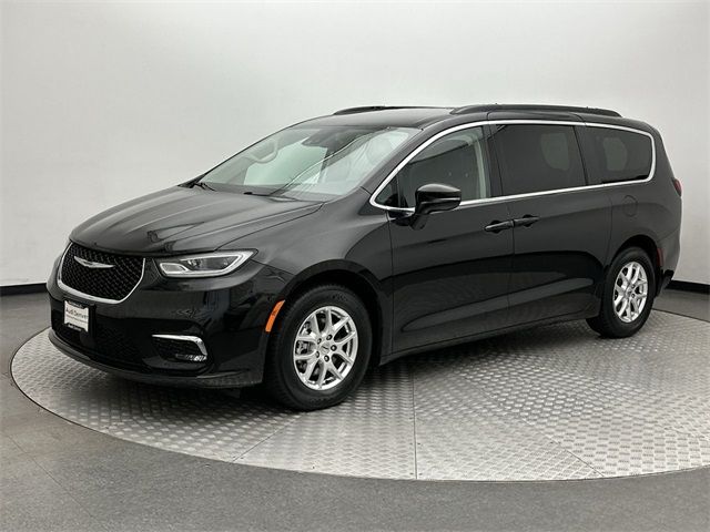 2022 Chrysler Pacifica Touring-L