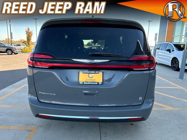 2022 Chrysler Pacifica Touring-L