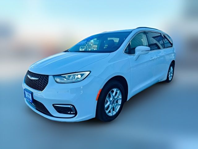 2022 Chrysler Pacifica Touring-L