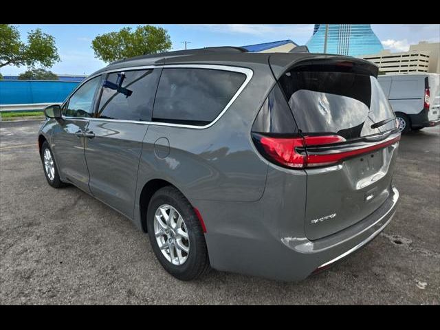 2022 Chrysler Pacifica Touring-L