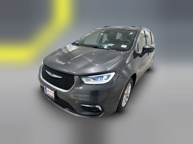 2022 Chrysler Pacifica Touring-L