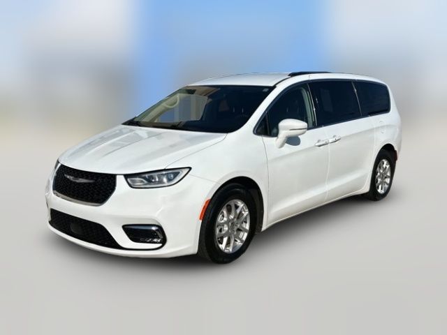 2022 Chrysler Pacifica Touring-L