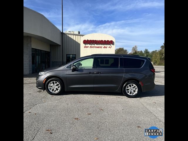 2022 Chrysler Pacifica Touring-L