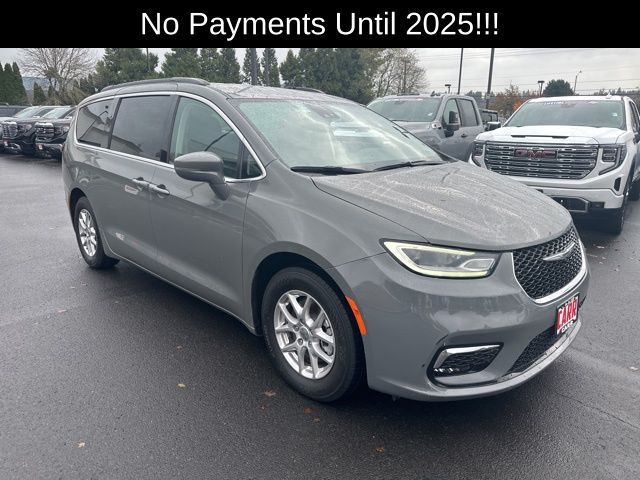 2022 Chrysler Pacifica Touring-L