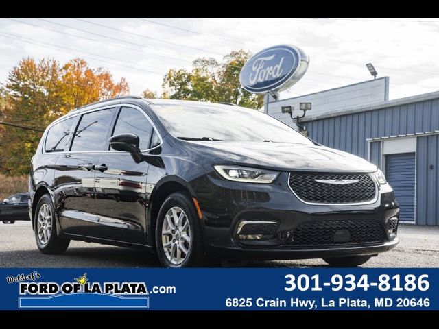 2022 Chrysler Pacifica Touring-L