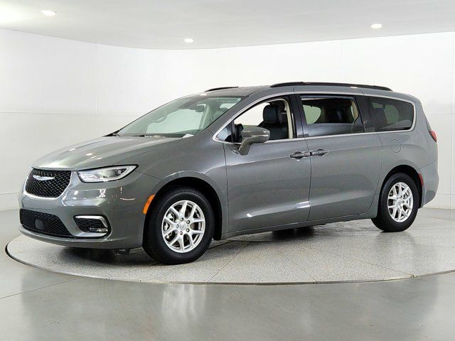 2022 Chrysler Pacifica Touring-L