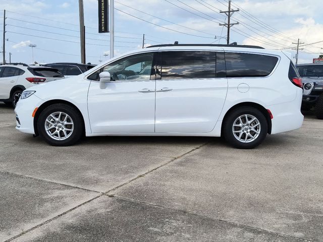 2022 Chrysler Pacifica Touring-L