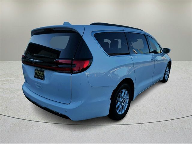 2022 Chrysler Pacifica Touring-L