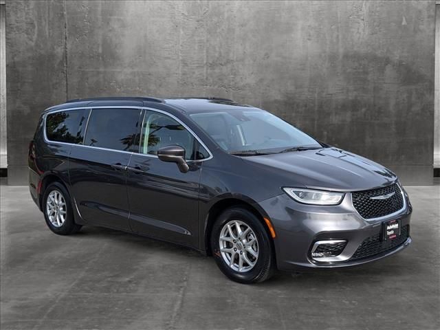 2022 Chrysler Pacifica Touring-L