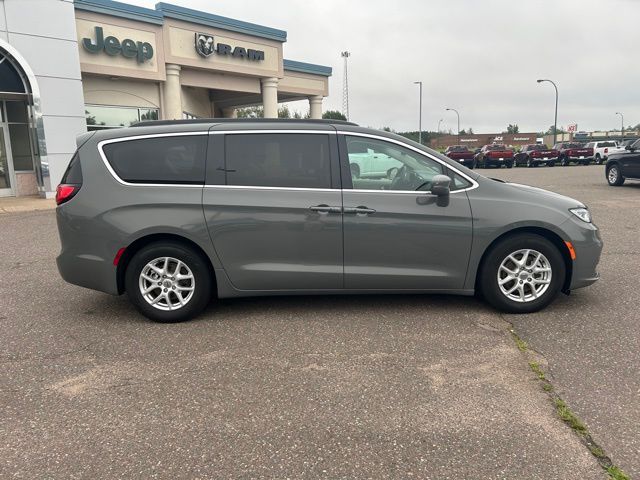 2022 Chrysler Pacifica Touring-L