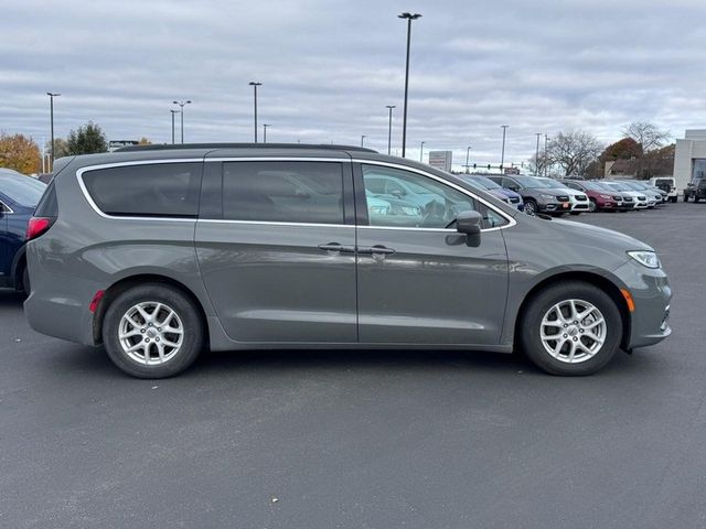 2022 Chrysler Pacifica Touring-L