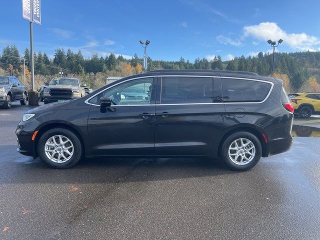 2022 Chrysler Pacifica Touring-L