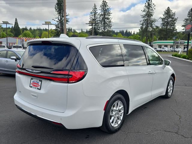 2022 Chrysler Pacifica Touring-L