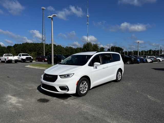 2022 Chrysler Pacifica Touring-L