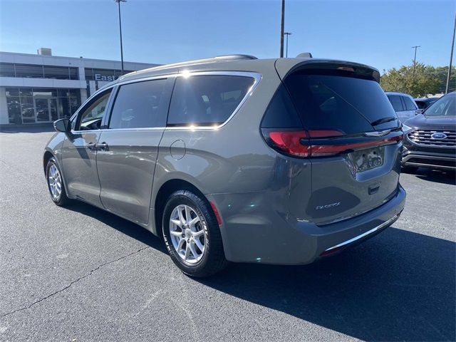 2022 Chrysler Pacifica Touring-L