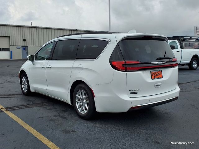 2022 Chrysler Pacifica Touring-L