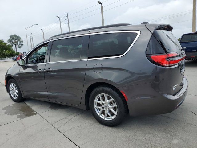 2022 Chrysler Pacifica Touring-L