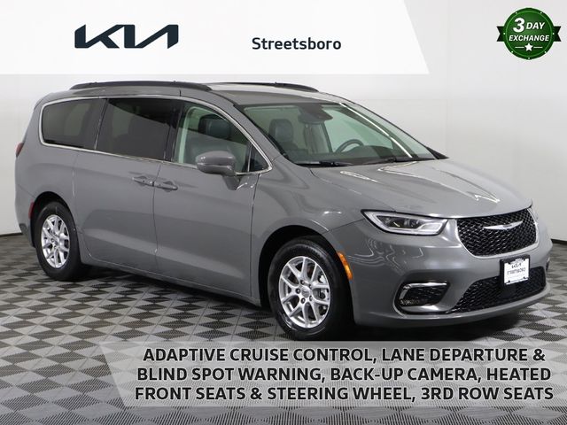 2022 Chrysler Pacifica Touring-L