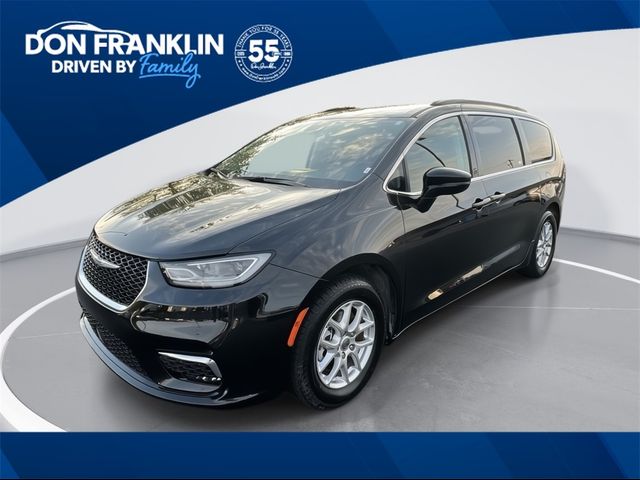 2022 Chrysler Pacifica Touring-L