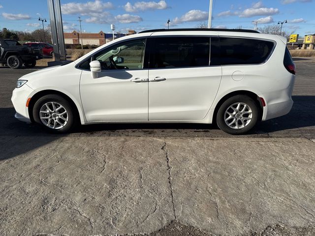 2022 Chrysler Pacifica Touring-L