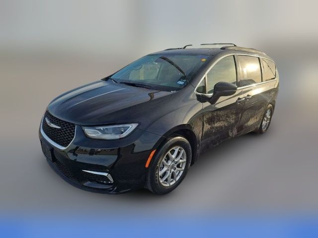 2022 Chrysler Pacifica Touring-L