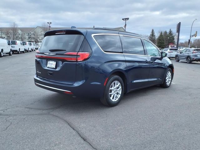 2022 Chrysler Pacifica Touring-L